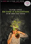 Delphine Esperce dans En voie d'apparition - 