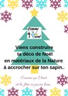 Atelier de fabrication d'accroches sapins - 