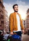 Maxime Gasteuil arrive en ville - 