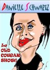 Danielle Schwartz dans Old cougar show - 