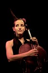 Katrin' Waldteufel | Cello Woman Plugged - 