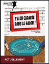 Y a un cadavre dans le salon - 