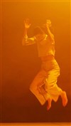 Aina Alegre, CCN de Grenoble & Studio fictif : R-A-U-X-A + Ola Maciejewska et Loie Fuller : Research - Chaillot - Théâtre National de la Danse / Salle Gémier