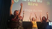 Atelier de yoga du rire solidaire géant Immeuble Lumire Affiche