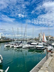 Visite guidée : Découverte des Sables-d'Olonne | par Les Clefs de la Ville Station Passeur, quai Guin Affiche