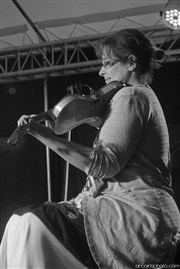 Vous reprendrez bien un morceau de violon ? CAC - Centre des Arts et de la Culture de Concarneau Affiche