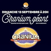 Cranium Géant Brasserie le Midi-Minuit Affiche